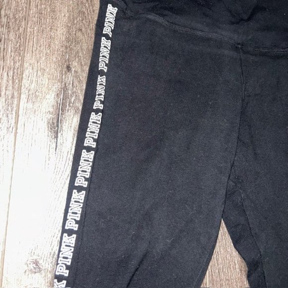 Victoria's Secret Pink Leggings Black Yoga Pants Size  Large Spell Out Pants EUC - Picture 2 of 4